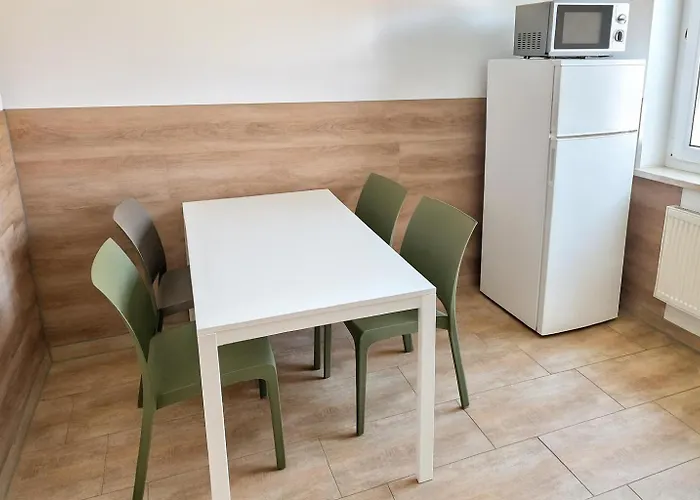 Pensión Monteurzimmer24-leuna