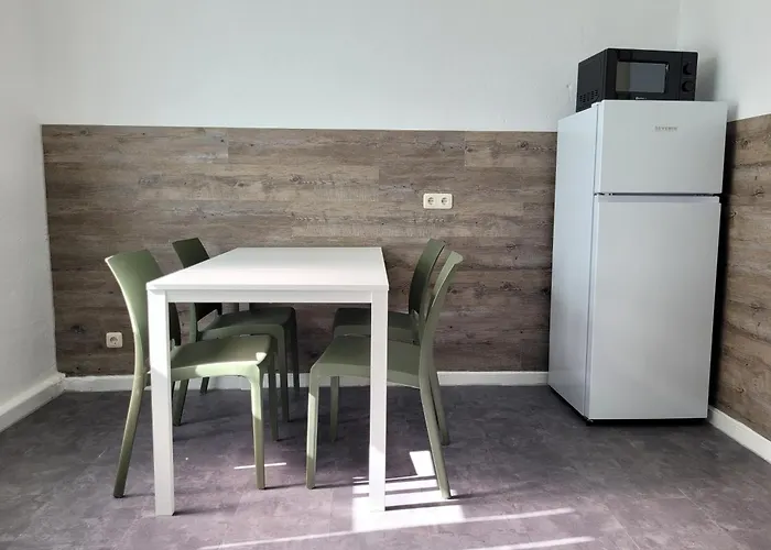 Pensión Monteurzimmer24-leuna